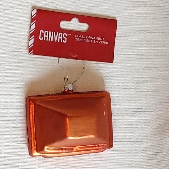 CANVAS Vintage TV Glass Ornament with Traditional Christmas Scene BNWT - Picture 3 of 5